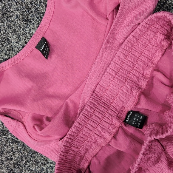 Bright Pink Sleeveless Top & Short Set - Picture 3 of 9